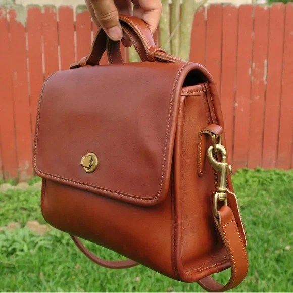 Vintage Coach Court Bag #9870 British Tan Leather | USA Made - Picture 2 of 14